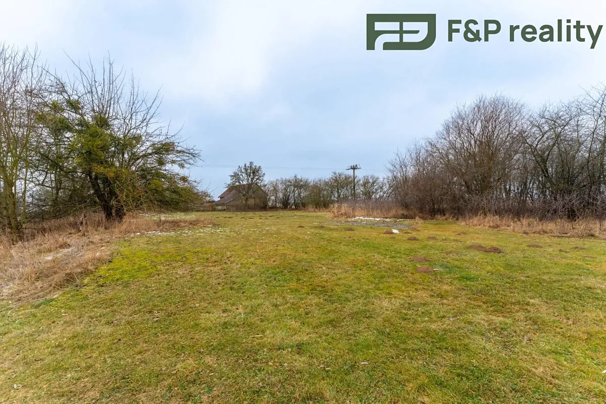 Prodej stavebního pozemku 1400 m²